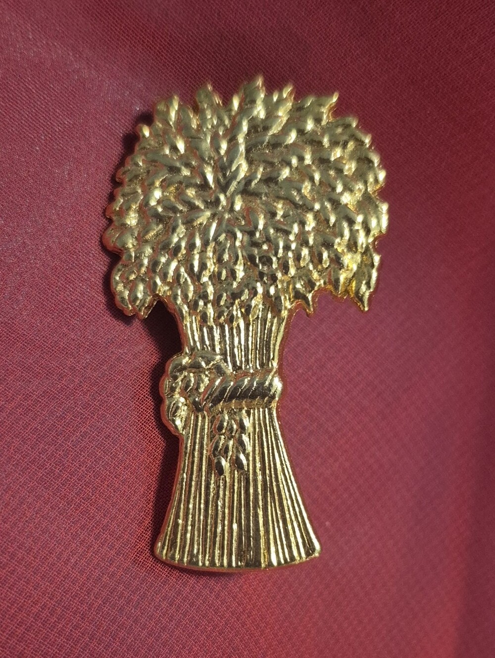 Vtg Lapel Pin/ Stock Of Wheat  Gold Tone Color- Costume Jewelry